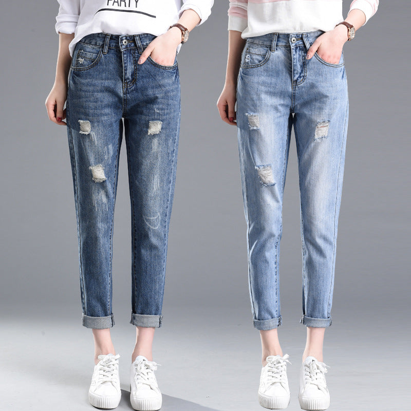 Ripped Belted Jeans for women