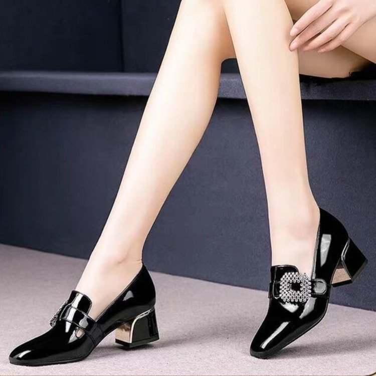 Trendy Thick Heel Shoes Women Square Toe  Mouth Shoes Rhinestone Patent Leather High Heels Low-Top Shoes