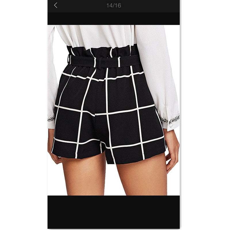 Ladies Check Waist Belt Shorts