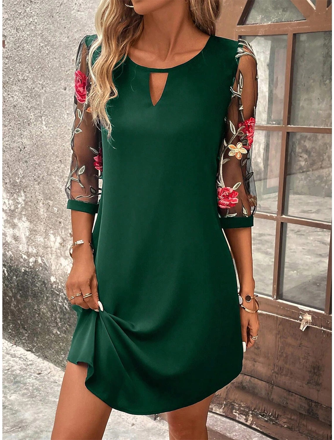 Round Neck Lace Three-quarter Sleeve Waist-tight Dress