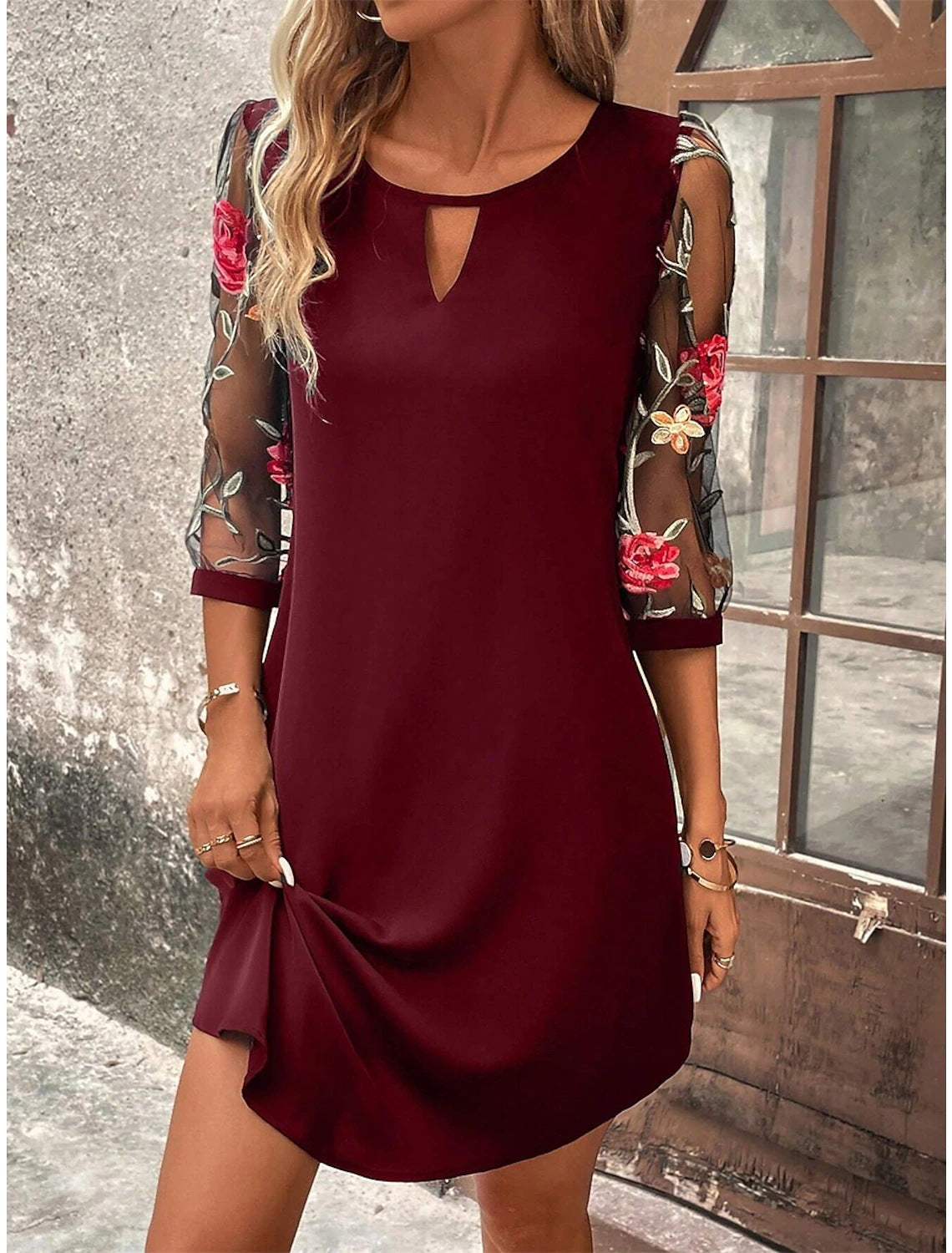 Round Neck Lace Three-quarter Sleeve Waist-tight Dress