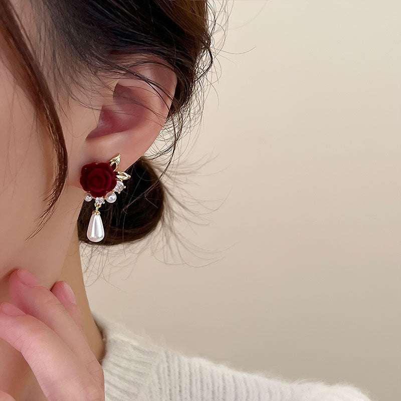 Retro Autumn And Winter Burgundy Velvet Rose Pearl Earrings Female Temperament High Sense